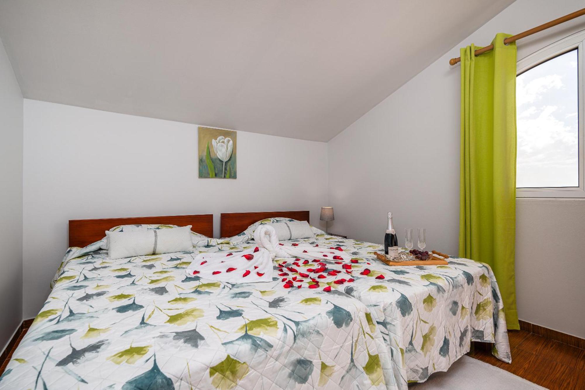 Apartamento Celia Arco da Calheta  Exterior photo